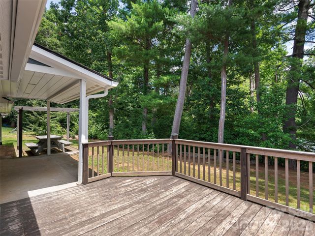 7 Mcgee Ridge Road, Fairview, NC 28730