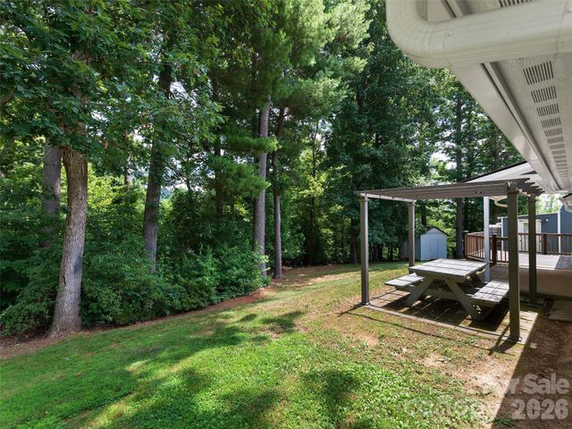 7 Mcgee Ridge Road, Fairview, NC 28730