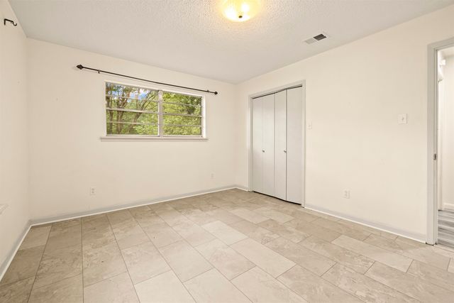 1711 N Tenth St., Longview, TX 75601