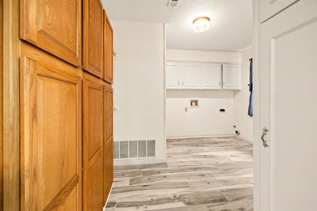 1711 N Tenth St., Longview, TX 75601