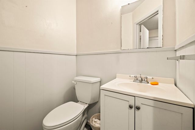 1711 N Tenth St., Longview, TX 75601
