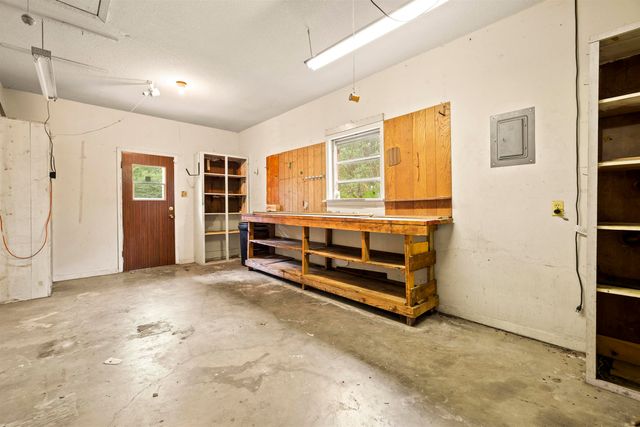 1711 N Tenth St., Longview, TX 75601