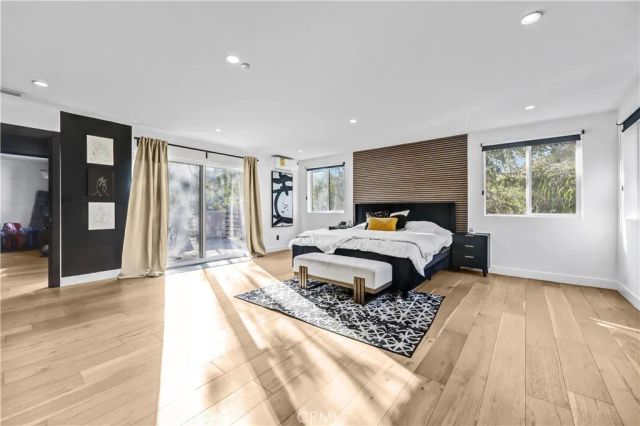 6672 Lakeridge Road, Los Angeles, CA 90068