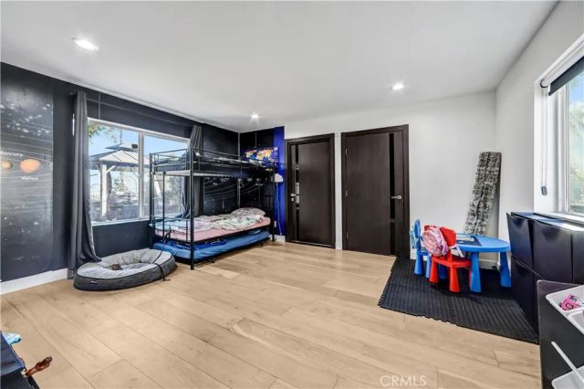 6672 Lakeridge Road, Los Angeles, CA 90068