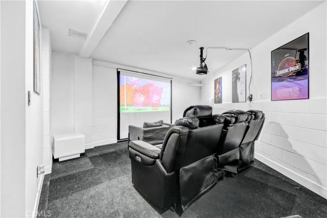 6672 Lakeridge Road, Los Angeles, CA 90068