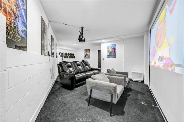 6672 Lakeridge Road, Los Angeles, CA 90068