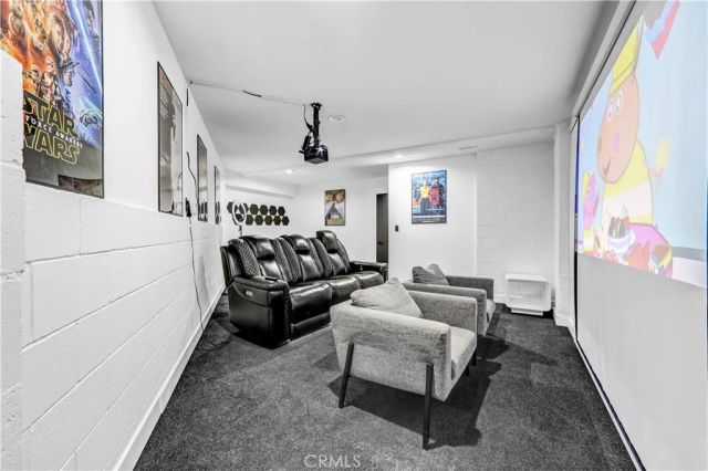 6672 Lakeridge Road, Los Angeles, CA 90068
