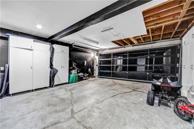 6672 Lakeridge Road, Los Angeles, CA 90068