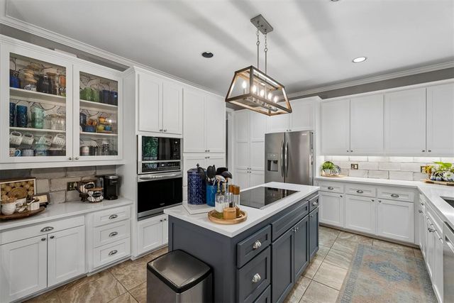 411 Crown Colony Road, Edmond, OK 73034
