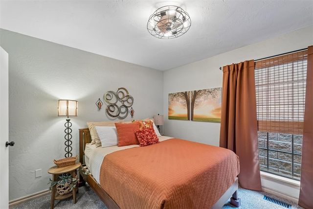 411 Crown Colony Road, Edmond, OK 73034
