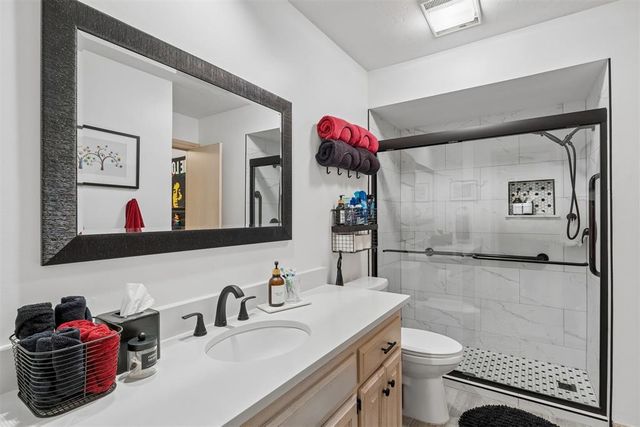 411 Crown Colony Road, Edmond, OK 73034