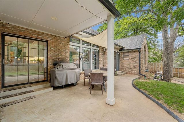 411 Crown Colony Road, Edmond, OK 73034
