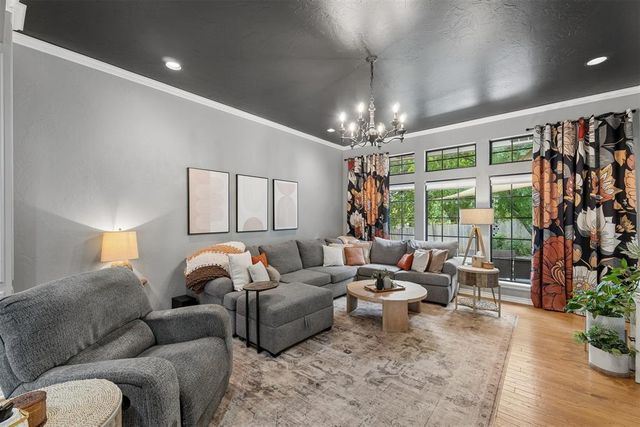 411 Crown Colony Road, Edmond, OK 73034