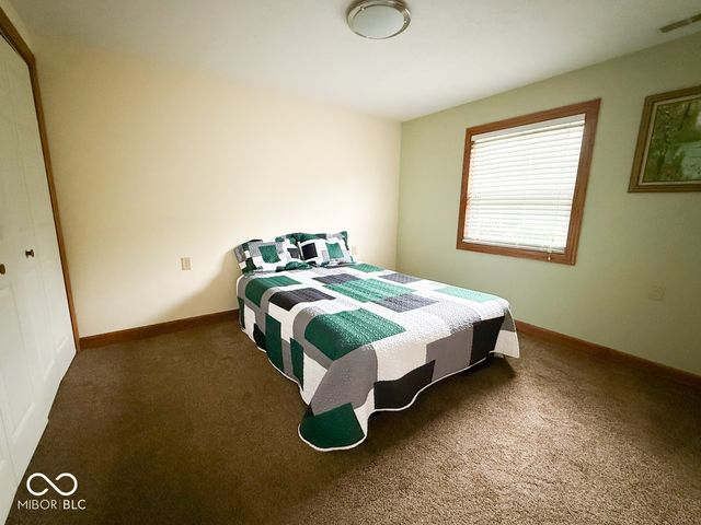1106 Fairfield Drive, Shelbyville, IN 46176