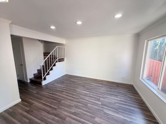 2767 Lone Bluff Way, San Jose, CA 95111