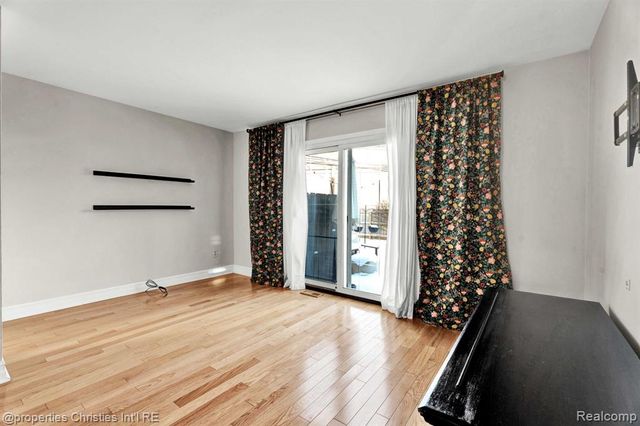 1813 Southfield Road, Birmingham, MI 48009