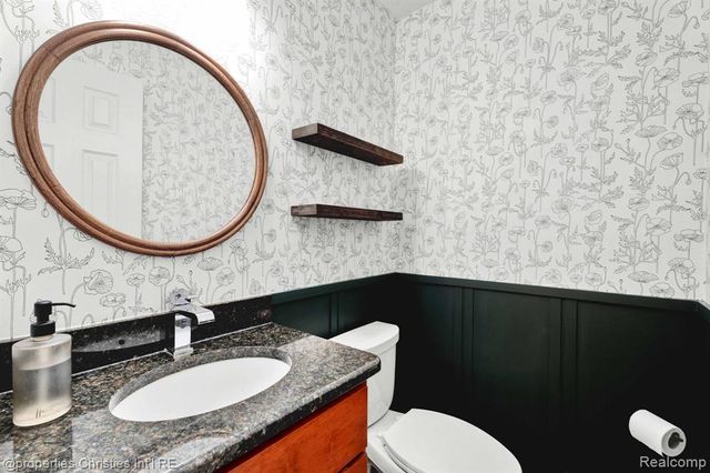 1813 Southfield Road, Birmingham, MI 48009