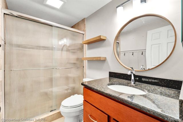 1813 Southfield Road, Birmingham, MI 48009