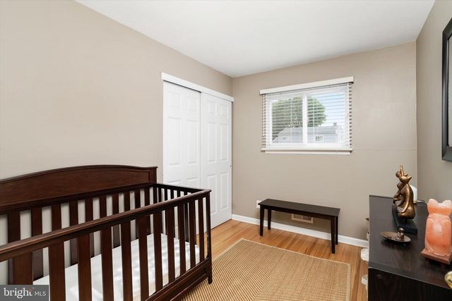 15 OVINGTON DR, Hamilton, NJ 08620