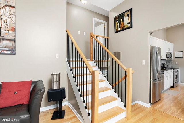 15 OVINGTON DR, Hamilton, NJ 08620