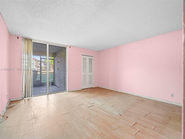480 NW 76th Ave 102, Margate, FL 33063