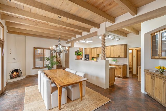 1009 Paseo De La Cuma, Santa Fe, NM 87501