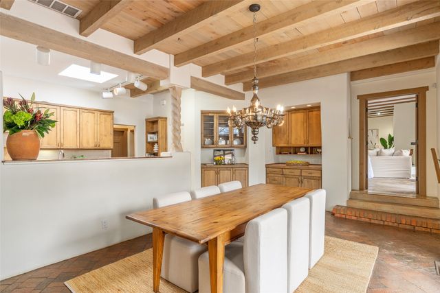 1009 Paseo De La Cuma, Santa Fe, NM 87501