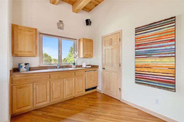 1009 Paseo De La Cuma, Santa Fe, NM 87501