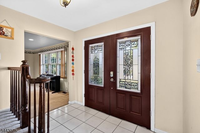 30 Hamilton Ln, Plainsboro Twp., NJ 08536