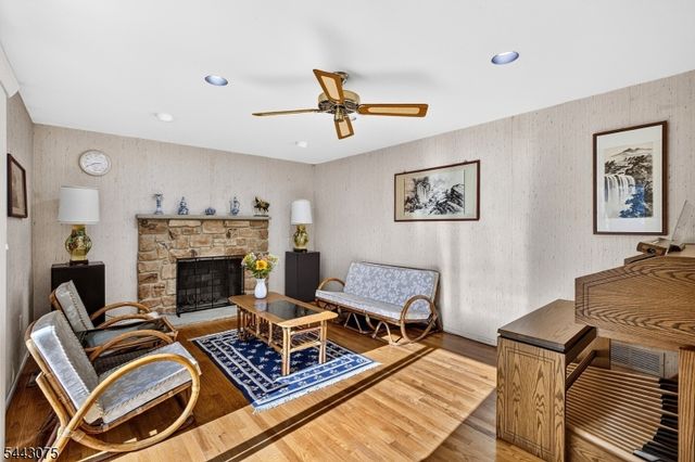 30 Hamilton Ln, Plainsboro Twp., NJ 08536