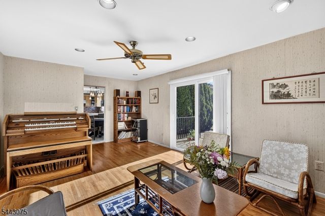 30 Hamilton Ln, Plainsboro Twp., NJ 08536