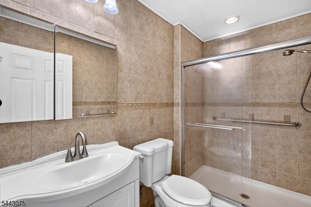 30 Hamilton Ln, Plainsboro Twp., NJ 08536