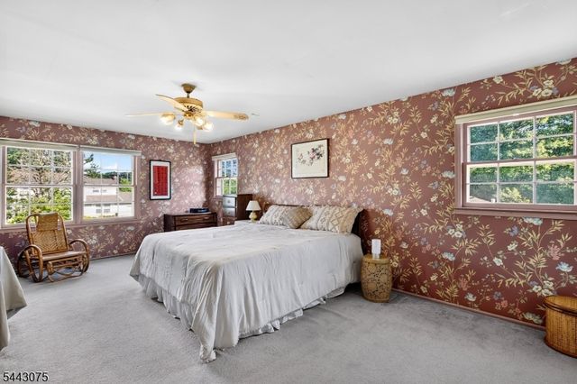 30 Hamilton Ln, Plainsboro Twp., NJ 08536
