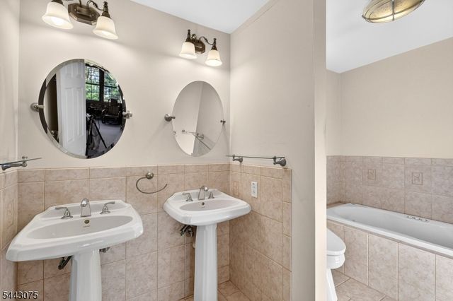 30 Hamilton Ln, Plainsboro Twp., NJ 08536