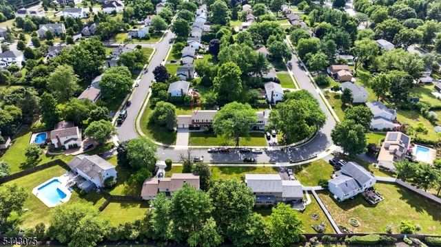 30 Hamilton Ln, Plainsboro Twp., NJ 08536