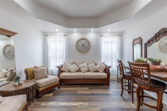 105 County Road 2239, Cleveland, TX 77327