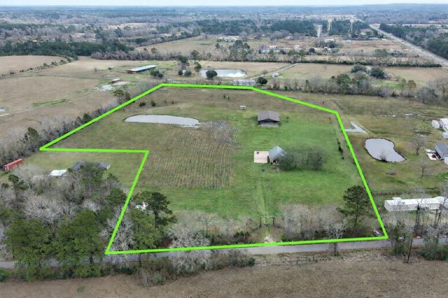 105 County Road 2239, Cleveland, TX 77327