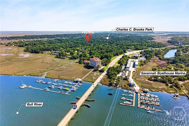 42 River Oaks Road, Savannah, GA 31410