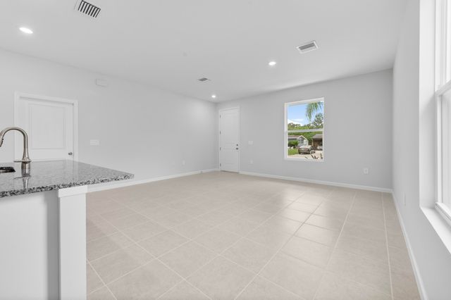 3344 N Park Dr, Fort Pierce, FL 34982