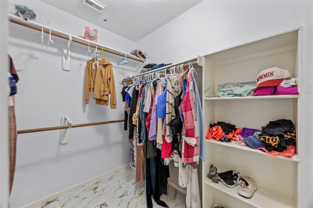 4219 Glenchase Lane, Houston, TX 77014