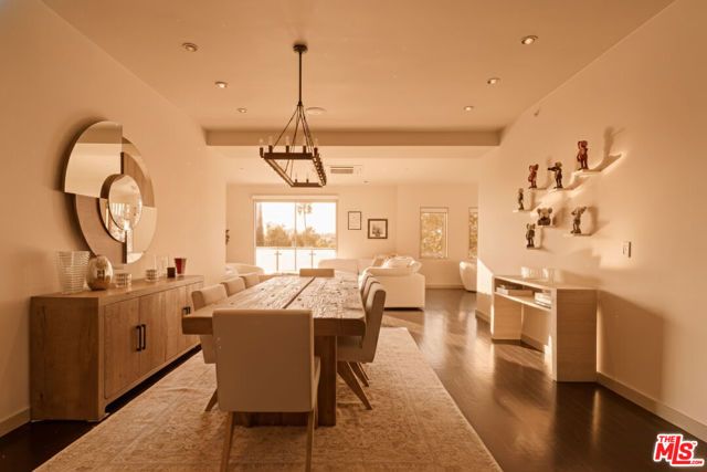 928 N Croft Avenue 304, Los Angeles, CA 90069