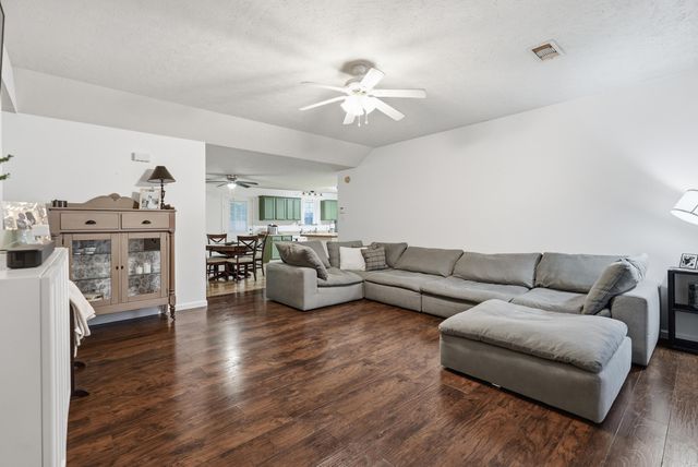 44 Blair Drive, Vilonia, AR 72173