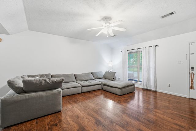 44 Blair Drive, Vilonia, AR 72173
