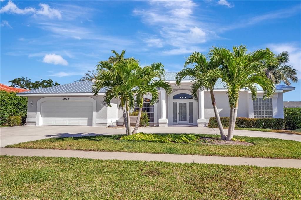 2024 Imperial CIR, NAPLES, FL 34110 — photo 4