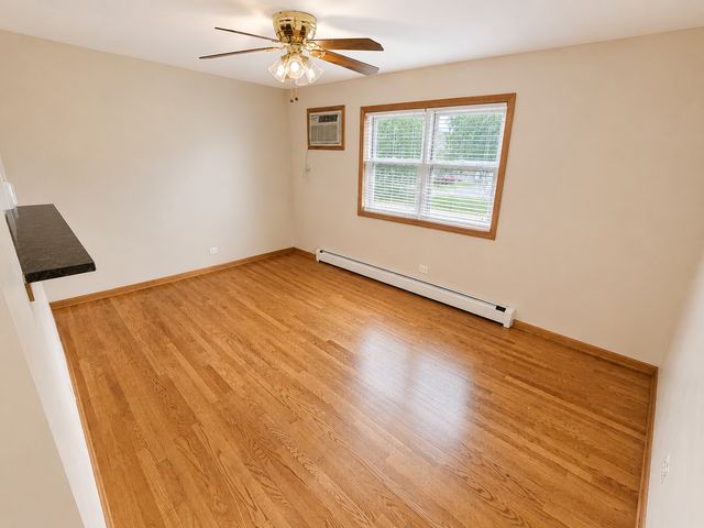 1124 Dunlop Avenue 2C, Forest Park, IL 60130
