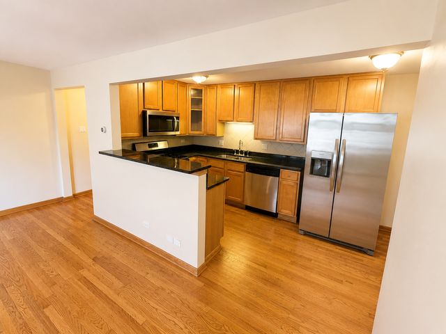 1124 Dunlop Avenue 2C, Forest Park, IL 60130