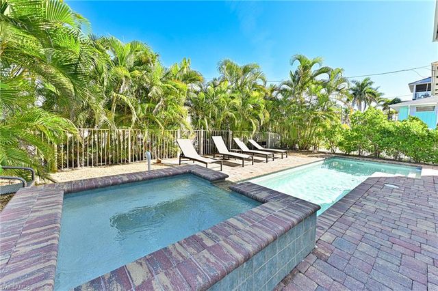 26515 Hickory BLVD, Bonita Springs, FL 34134