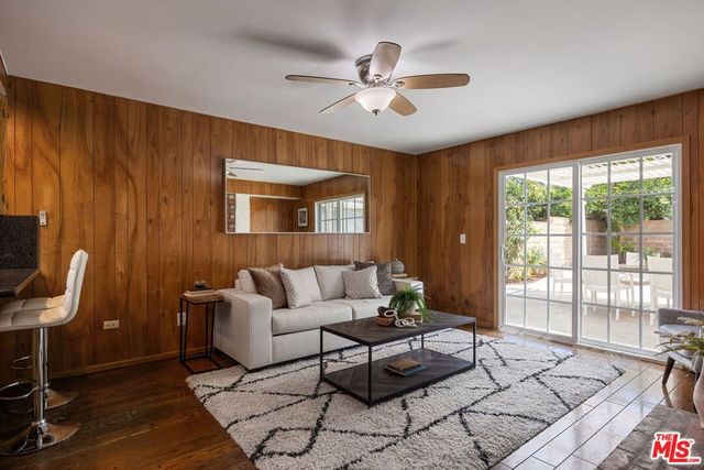 12622 Amboy Avenue, Sylmar, CA 91342
