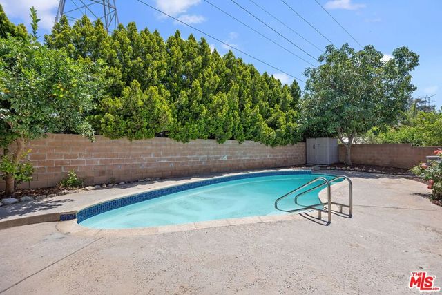 12622 Amboy Avenue, Sylmar, CA 91342