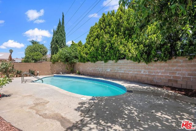 12622 Amboy Avenue, Sylmar, CA 91342